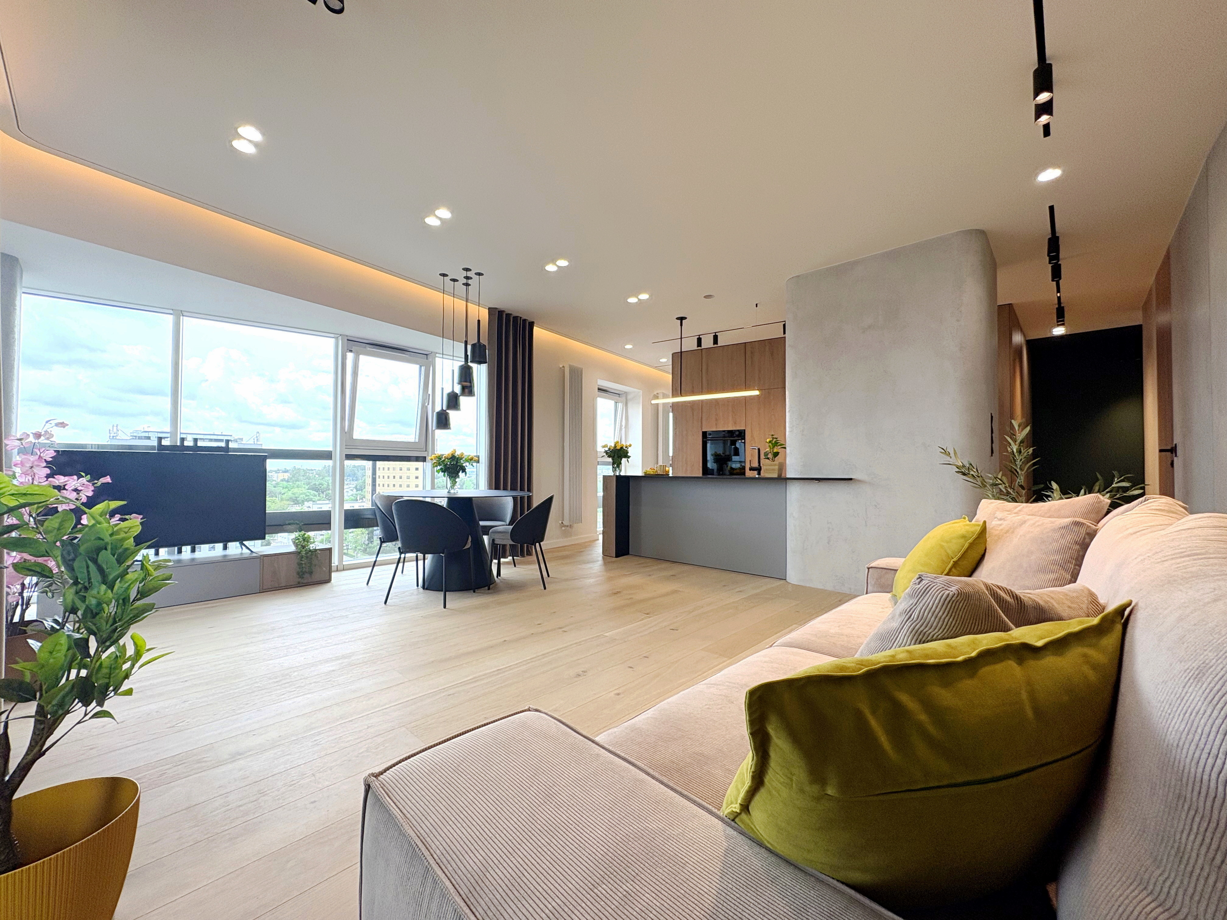 Nowy - 3 pokojowy apartament PREMIUM / Lukus w Plaza Tower