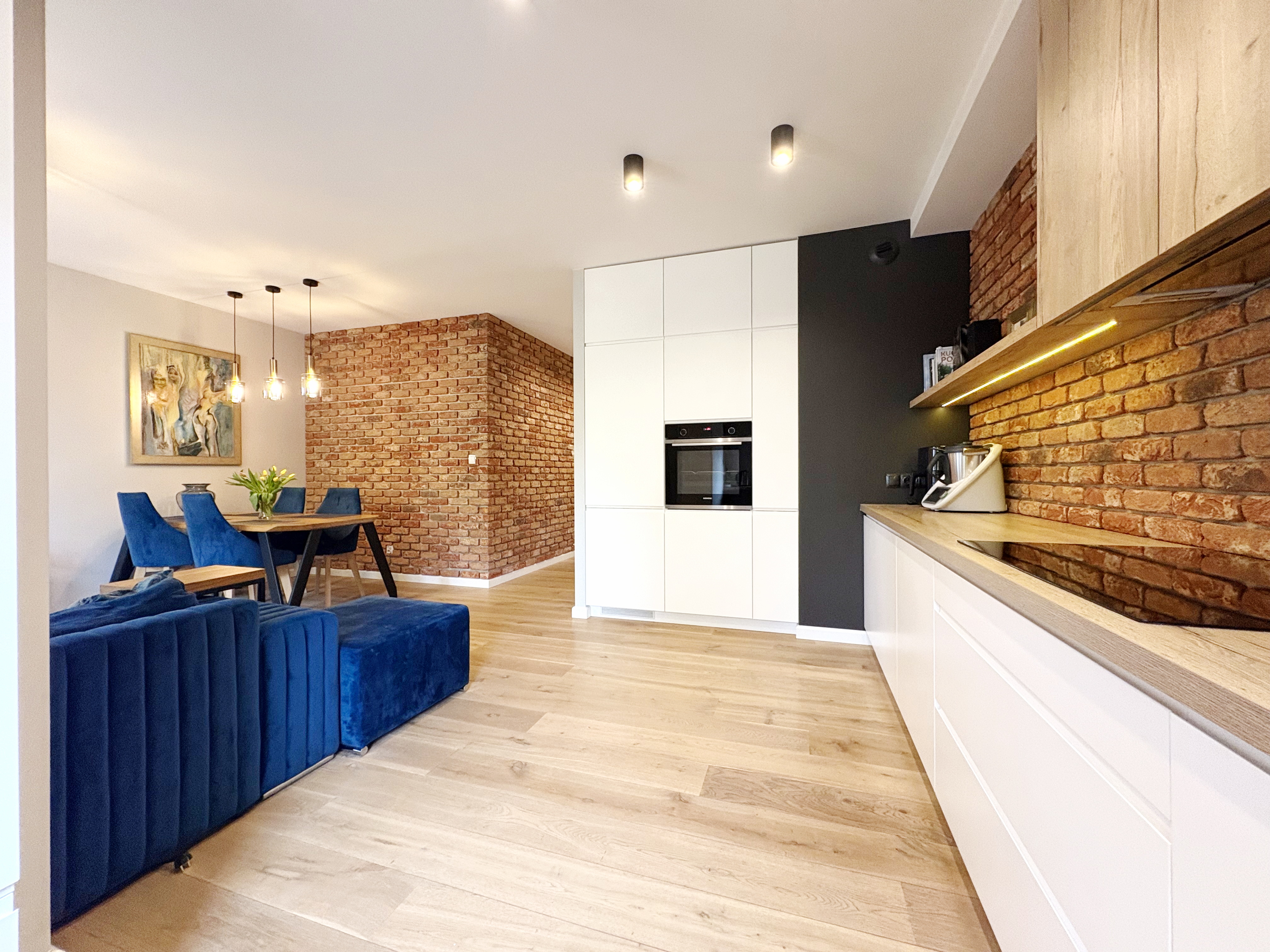 Komfortowe 3 pokojowe/dwa miejsca postojowe/wyposażone